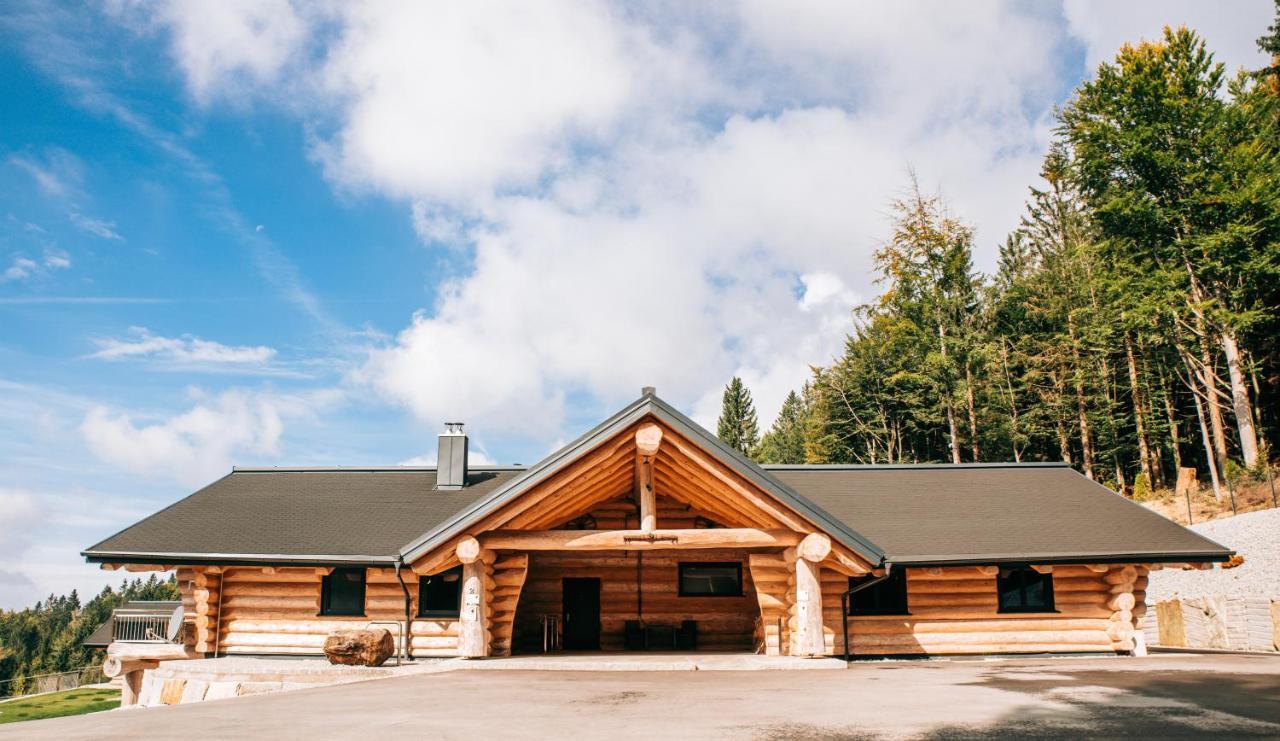 Blockhausen Luxus Chalets Oberschwarzenberg Exterior foto