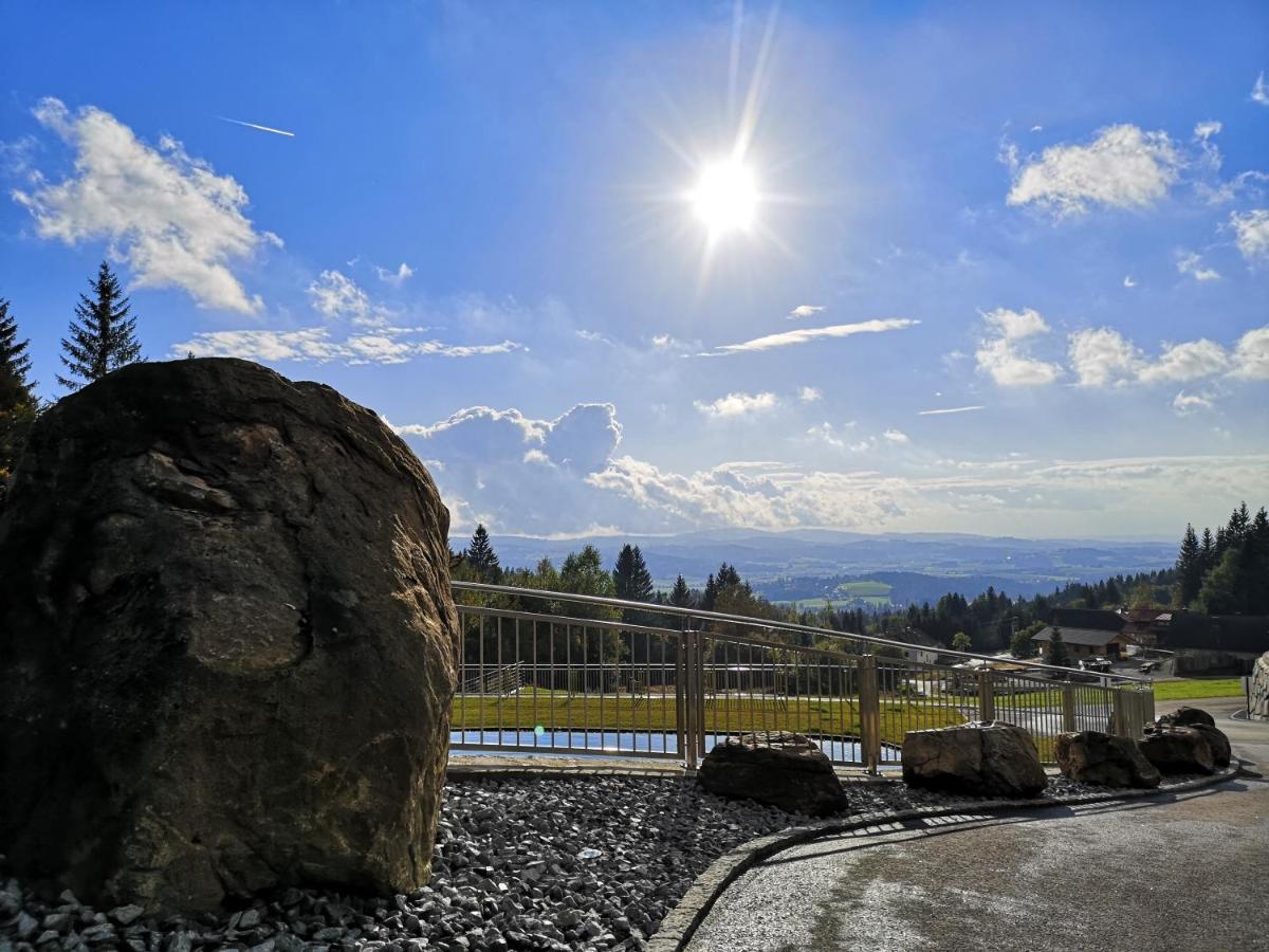Blockhausen Luxus Chalets Oberschwarzenberg Exterior foto