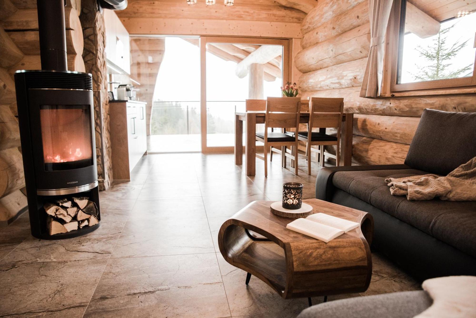 Blockhausen Luxus Chalets Oberschwarzenberg Quarto foto